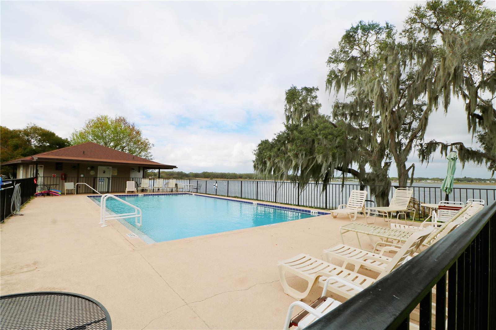 Image 6 of 10 For 7350 Midway Lane 54