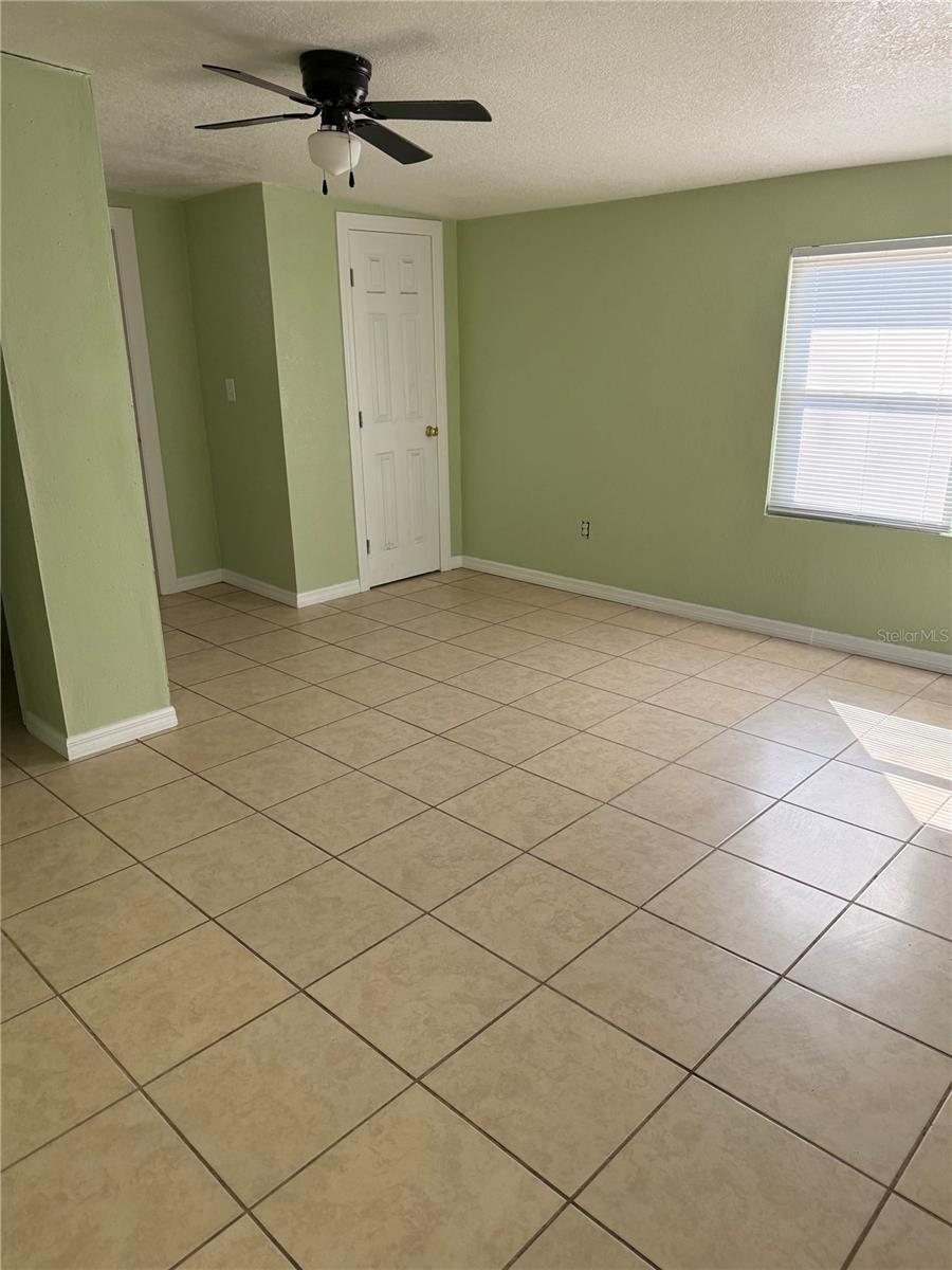 Image 15 of 22 For 720 Manor Drive