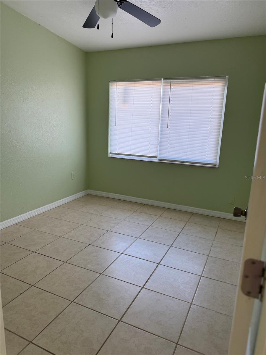 Image 19 of 22 For 720 Manor Drive