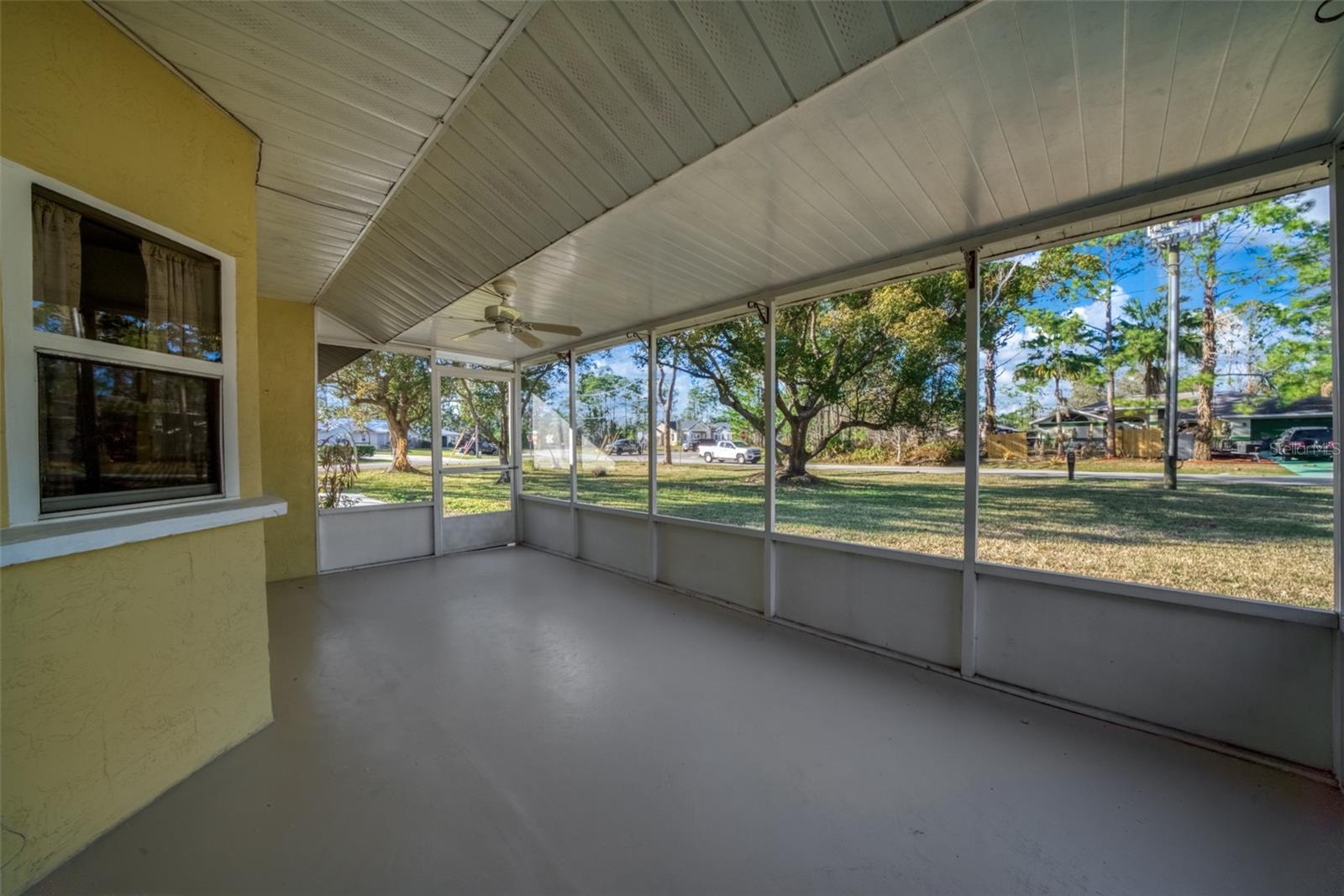 Image 31 of 47 For 1273 Woodbury Avenue