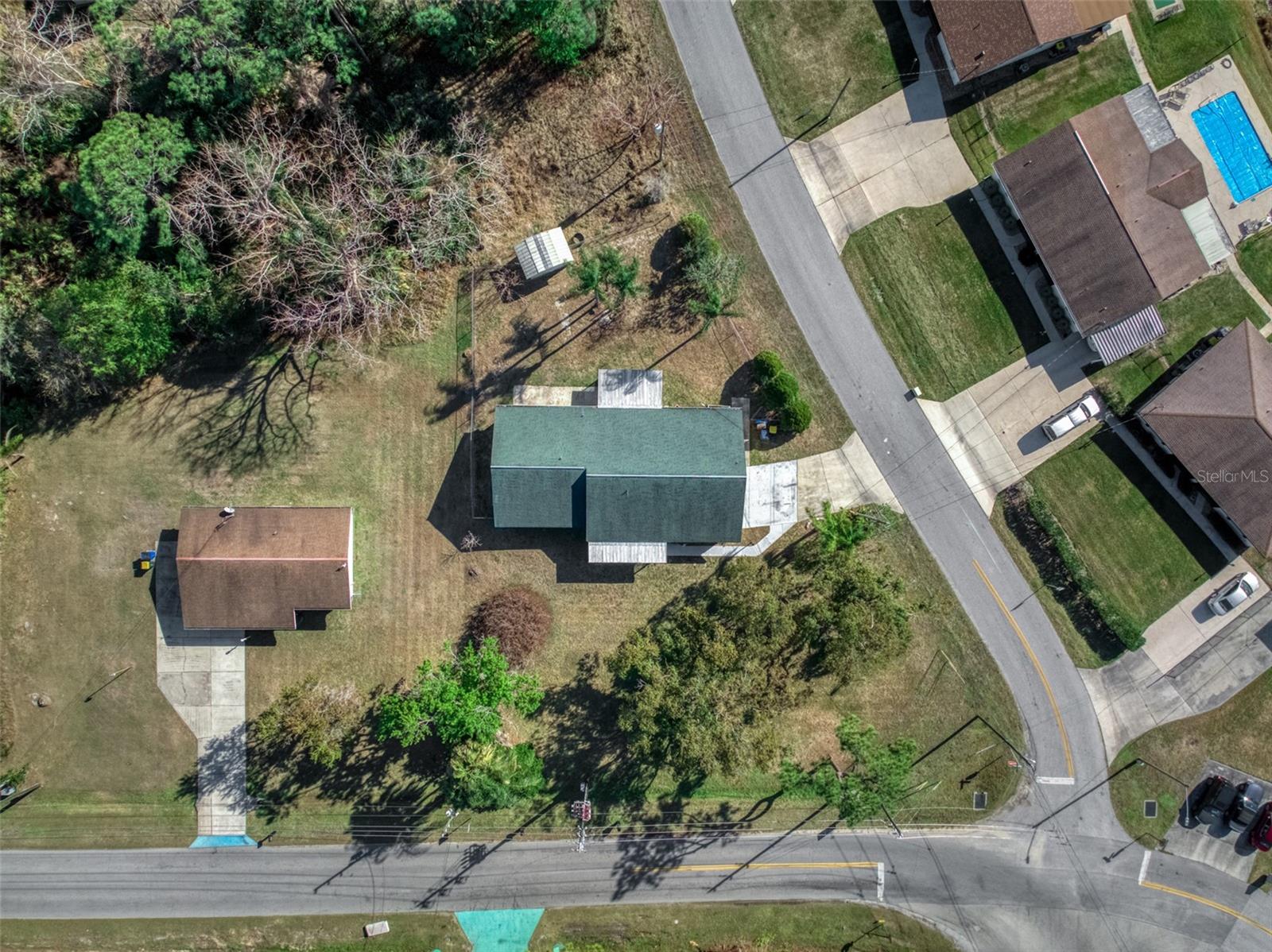 Image 40 of 47 For 1273 Woodbury Avenue