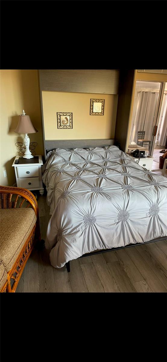 Image 8 of 36 For 1217 Club Circle