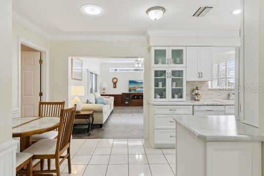 Image 11 of 51 For 10744 Beach Parkway