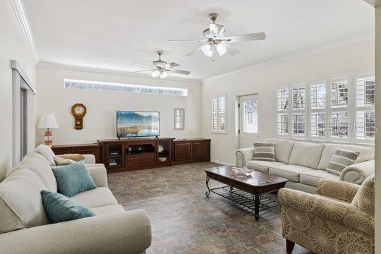 Image 16 of 51 For 10744 Beach Parkway