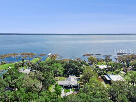 Image 42 of 51 For 10744 Beach Parkway