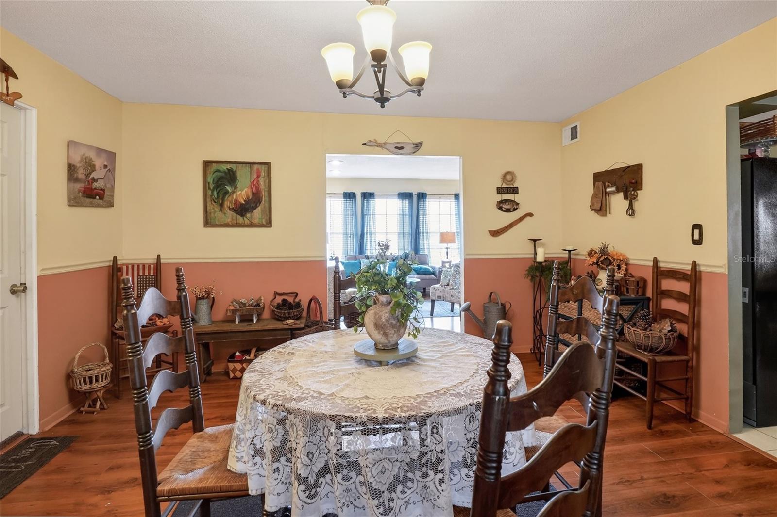 Image 12 of 47 For 1180 Yarnell Avenue