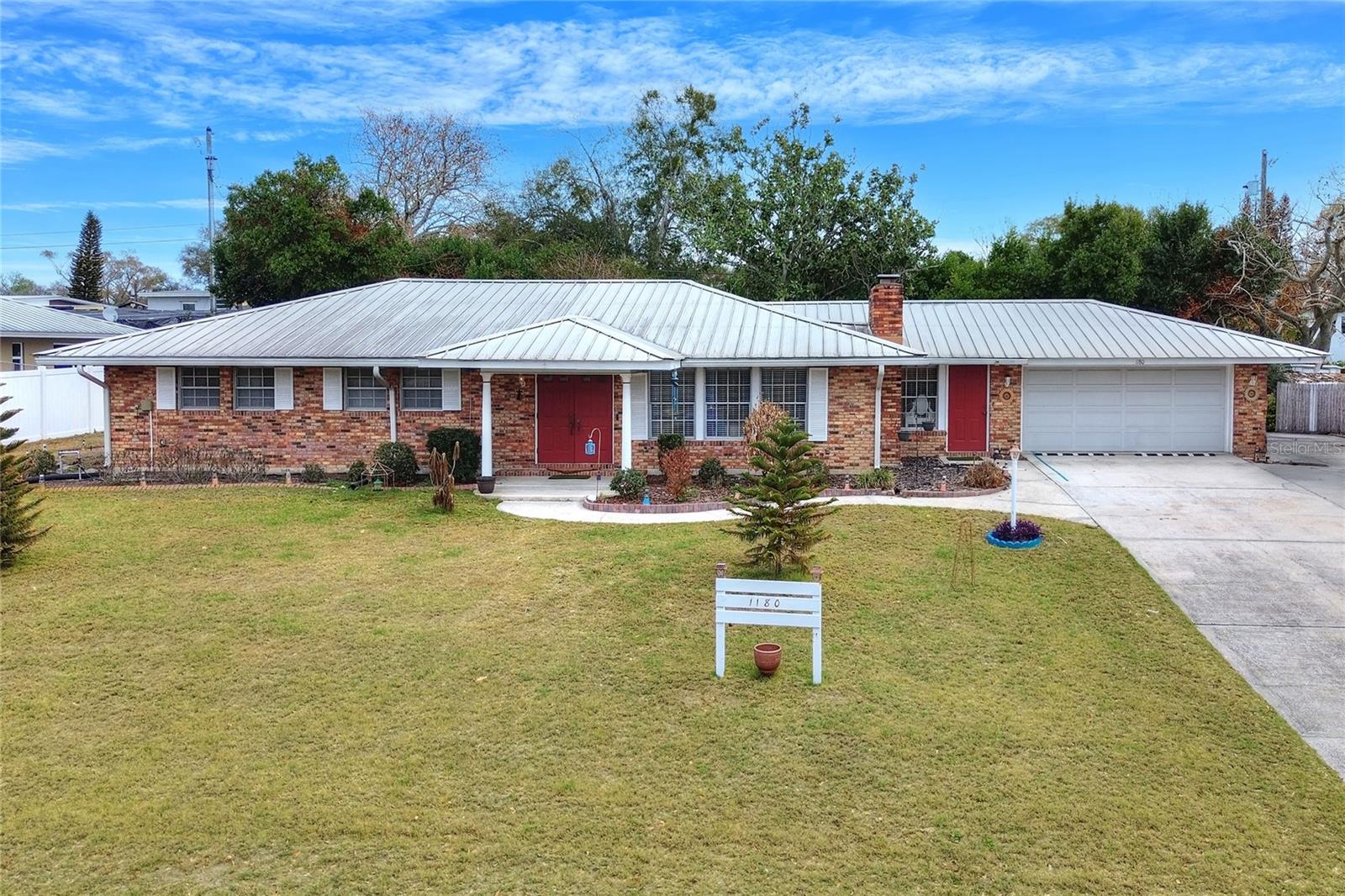 Image 3 of 47 For 1180 Yarnell Avenue