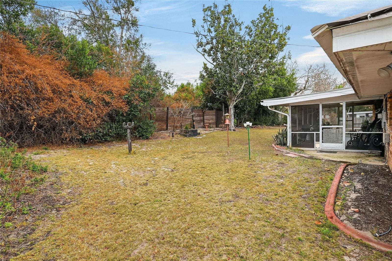 Image 38 of 47 For 1180 Yarnell Avenue