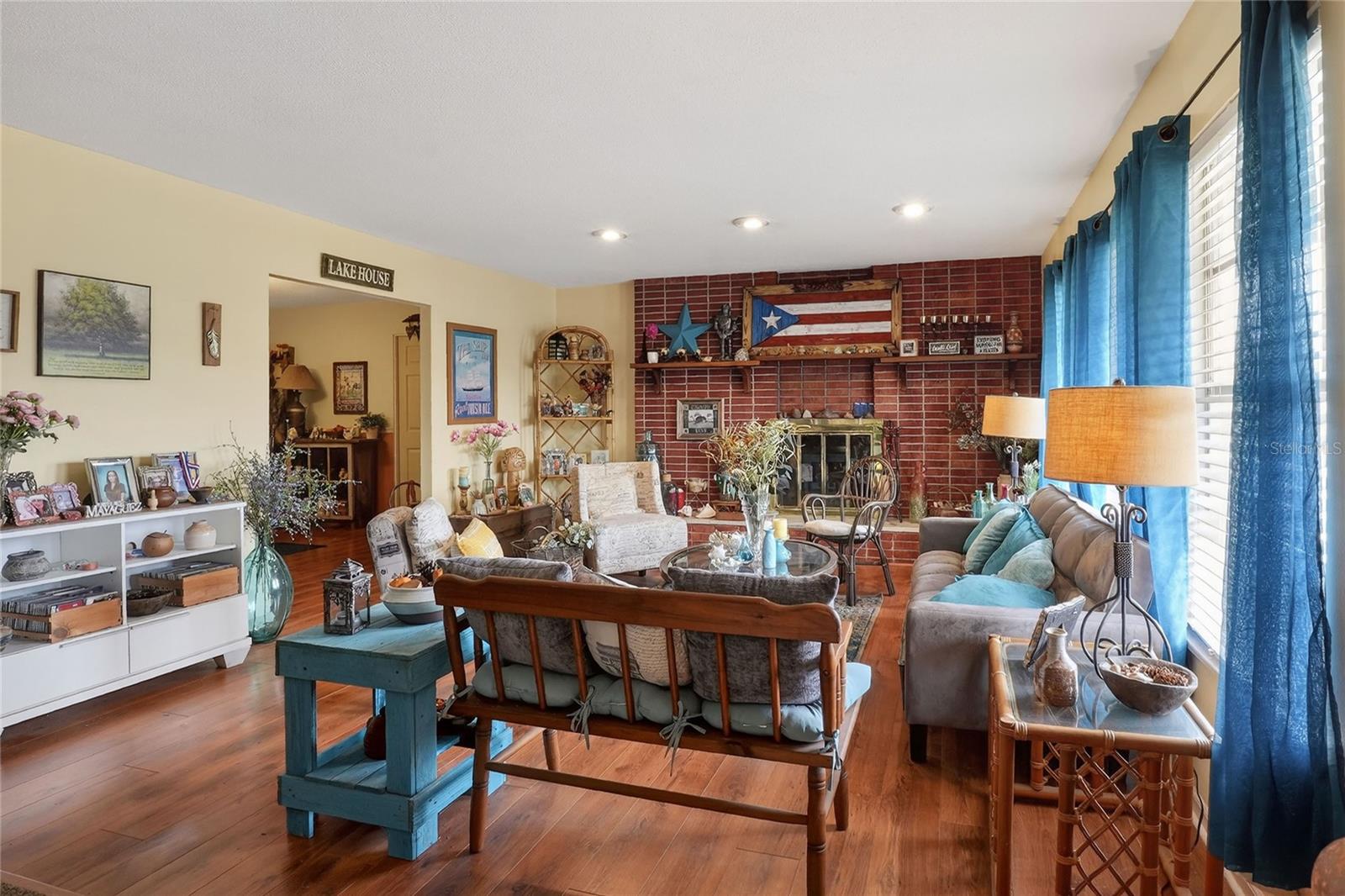 Image 9 of 47 For 1180 Yarnell Avenue