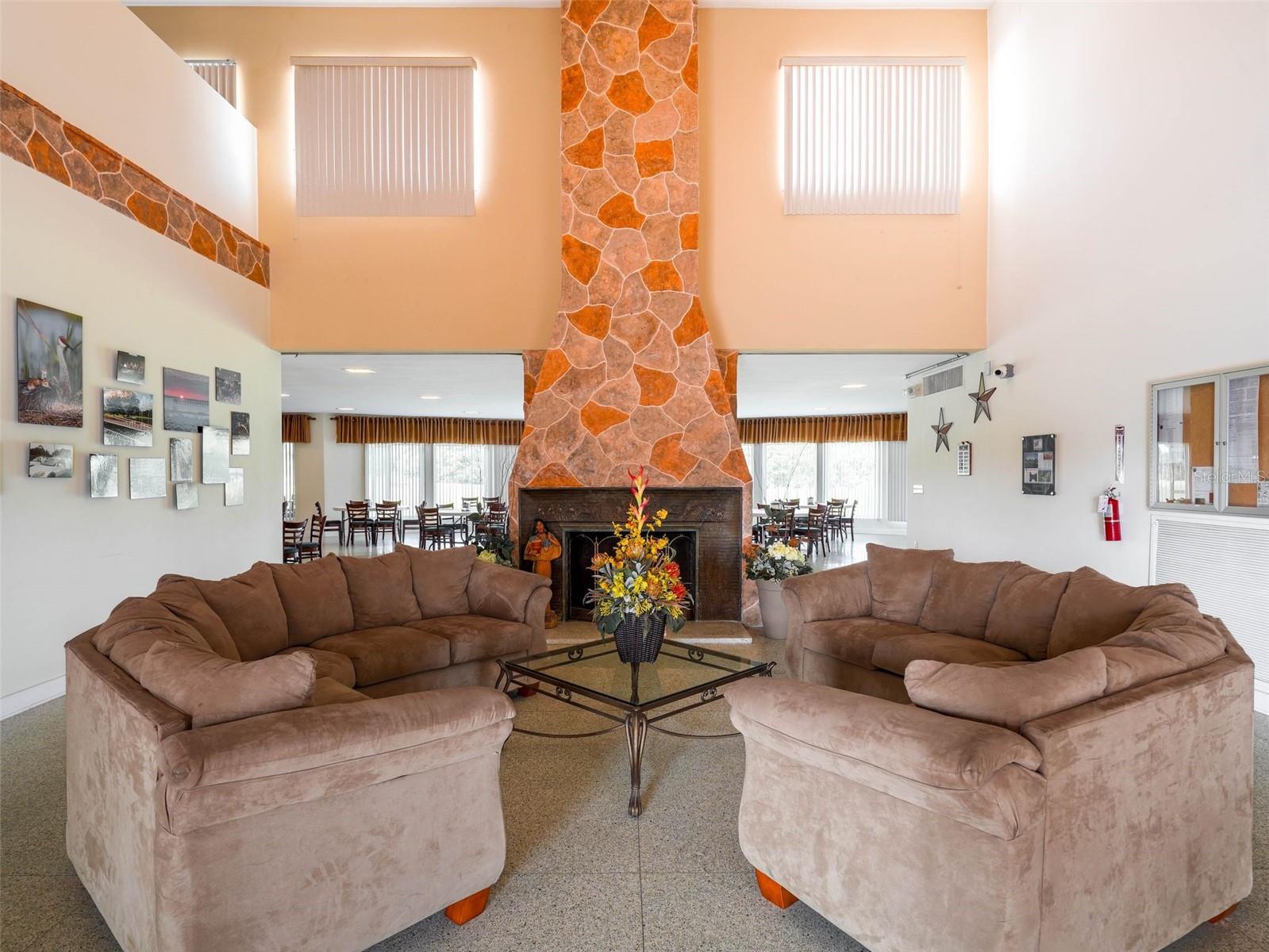 Image 15 of 45 For 416 Bougainville Drive
