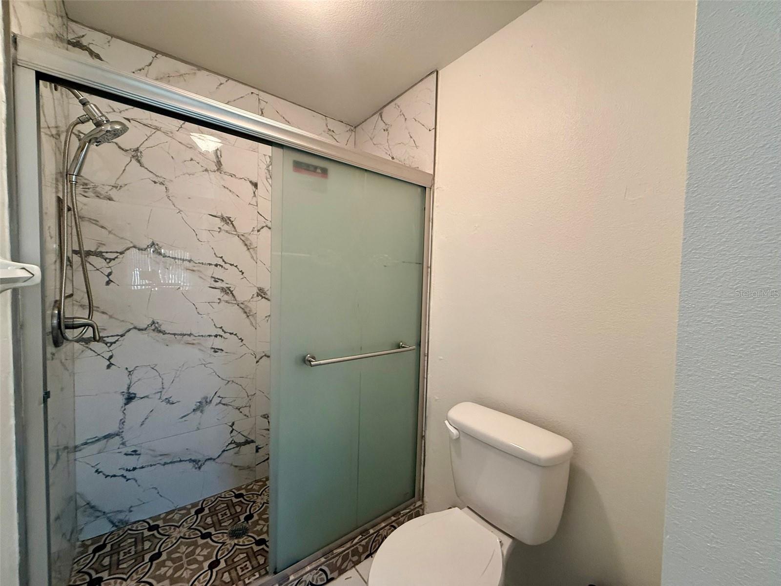 Image 22 of 24 For 5202 Waterview Way 5202