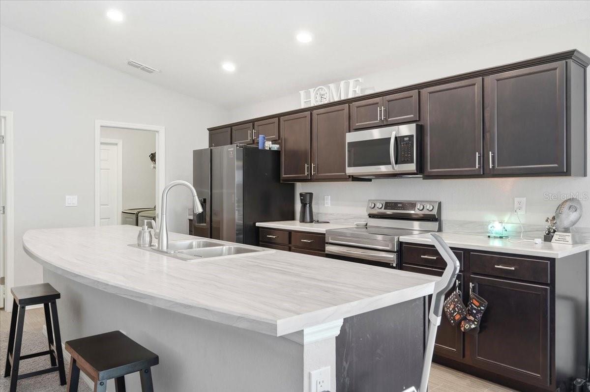 Image 10 of 46 For 7227 Victoria Road