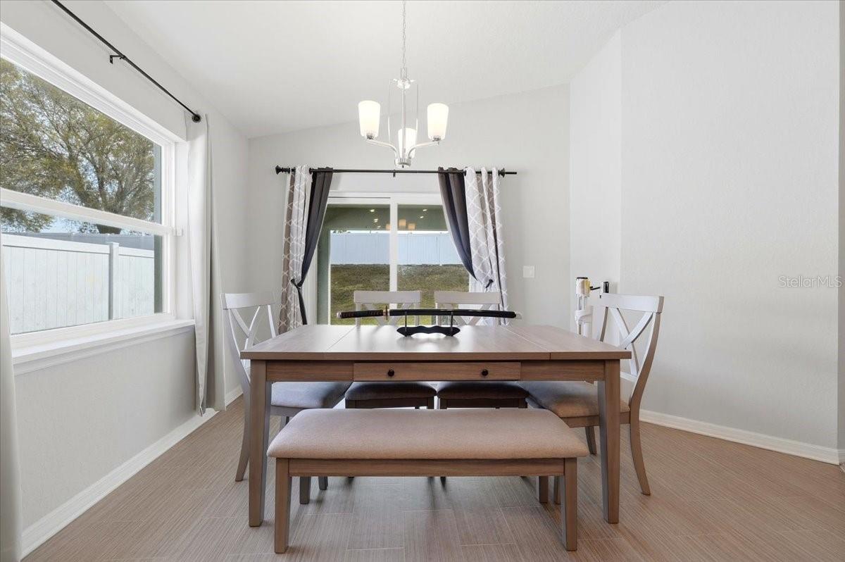 Image 13 of 46 For 7227 Victoria Road