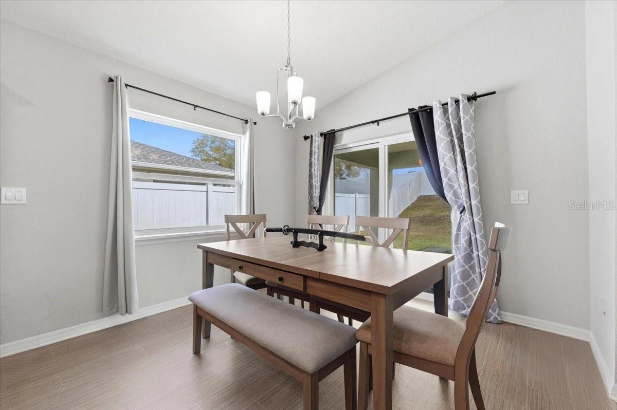 Image 14 of 46 For 7227 Victoria Road