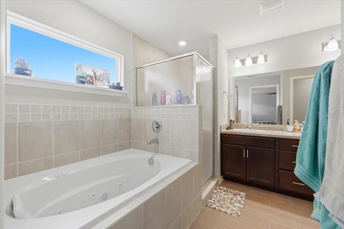 Image 19 of 46 For 7227 Victoria Road