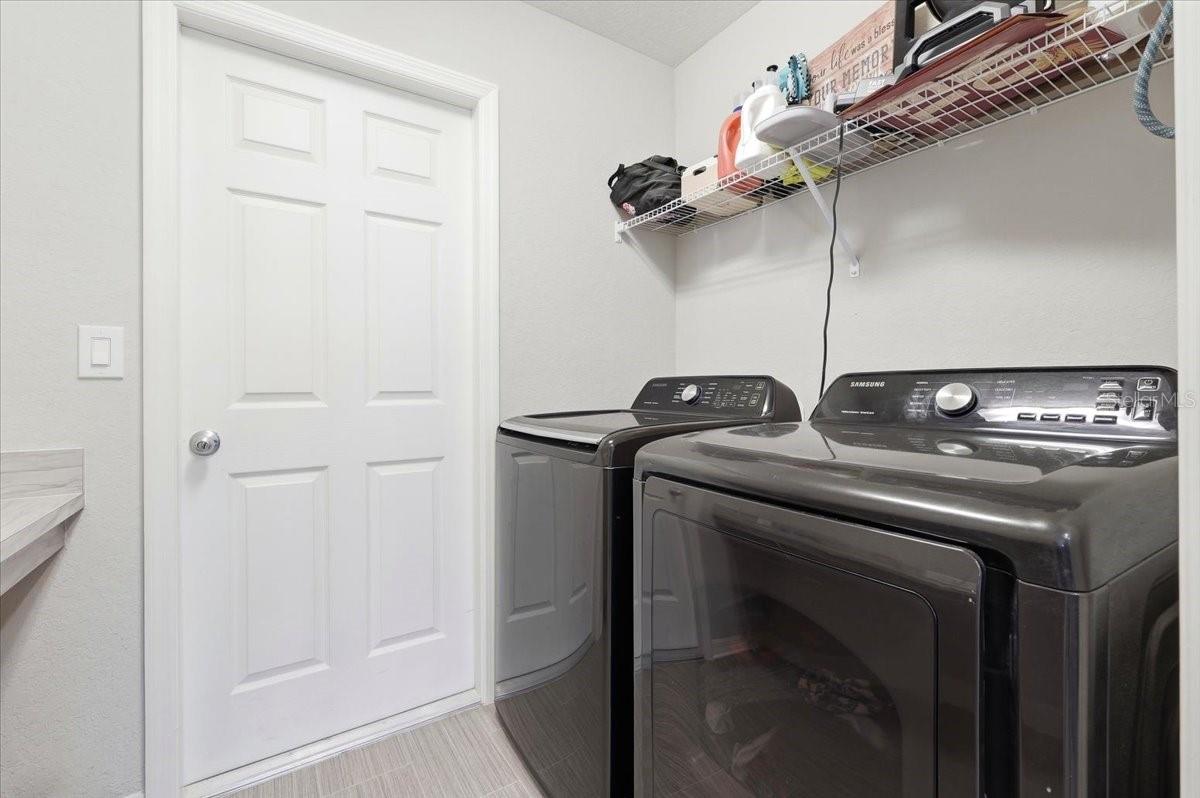 Image 29 of 46 For 7227 Victoria Road