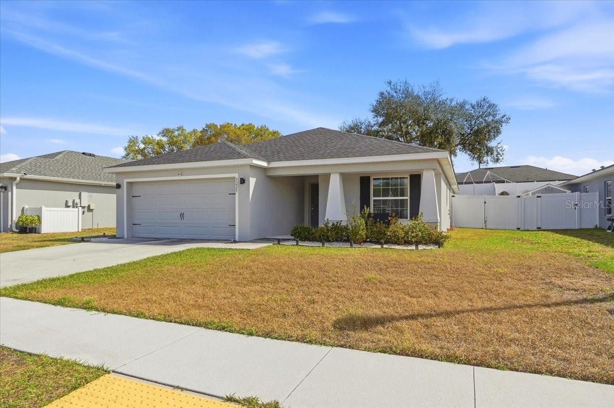 Image 36 of 46 For 7227 Victoria Road