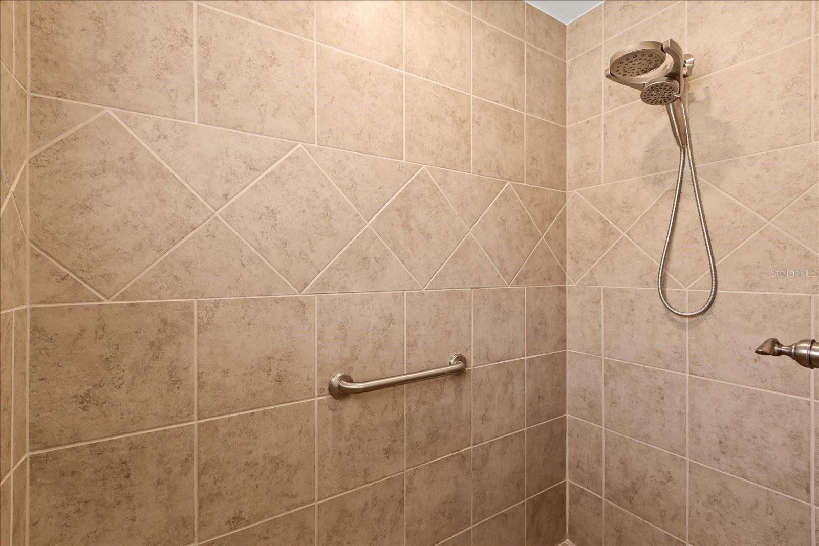 Image 15 of 28 For 2004 Flowersville Place