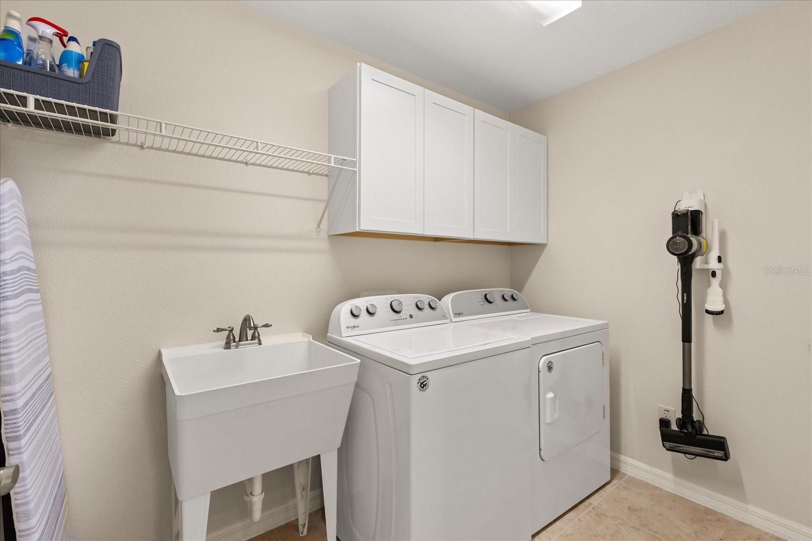 Image 22 of 28 For 2004 Flowersville Place