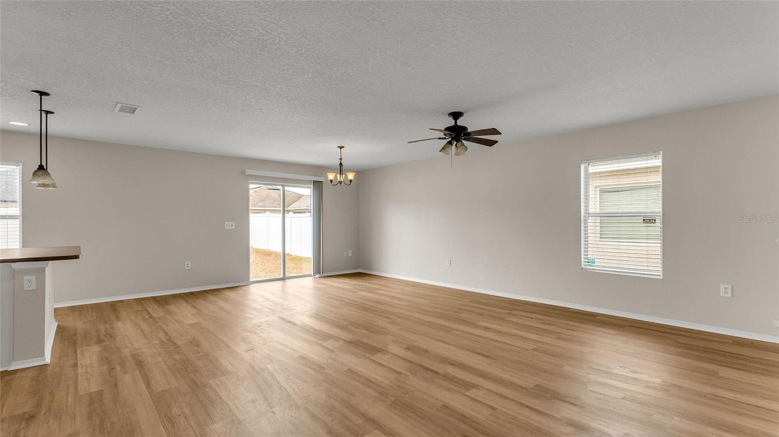 Image 6 of 35 For 7317 Tangle Bend Drive