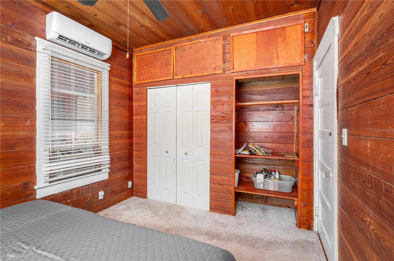 Image 14 of 26 For 427 Avenue E Se