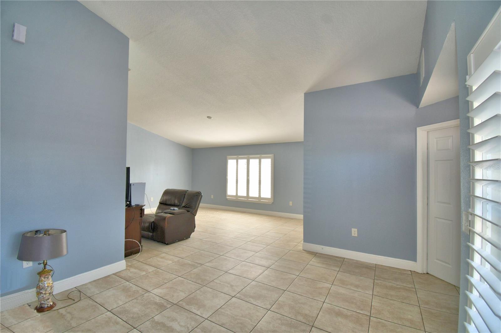 Image 10 of 33 For 53 Zinnia Lane E