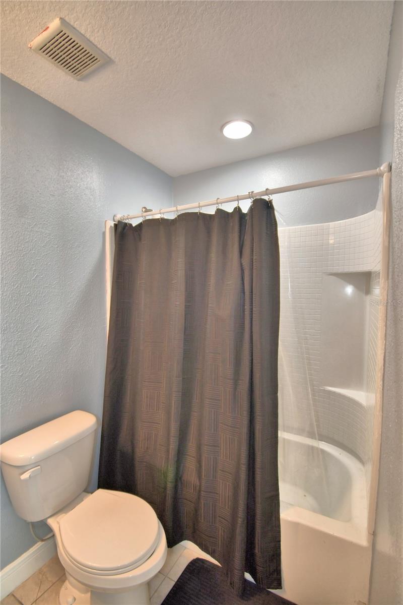 Image 21 of 33 For 53 Zinnia Lane E