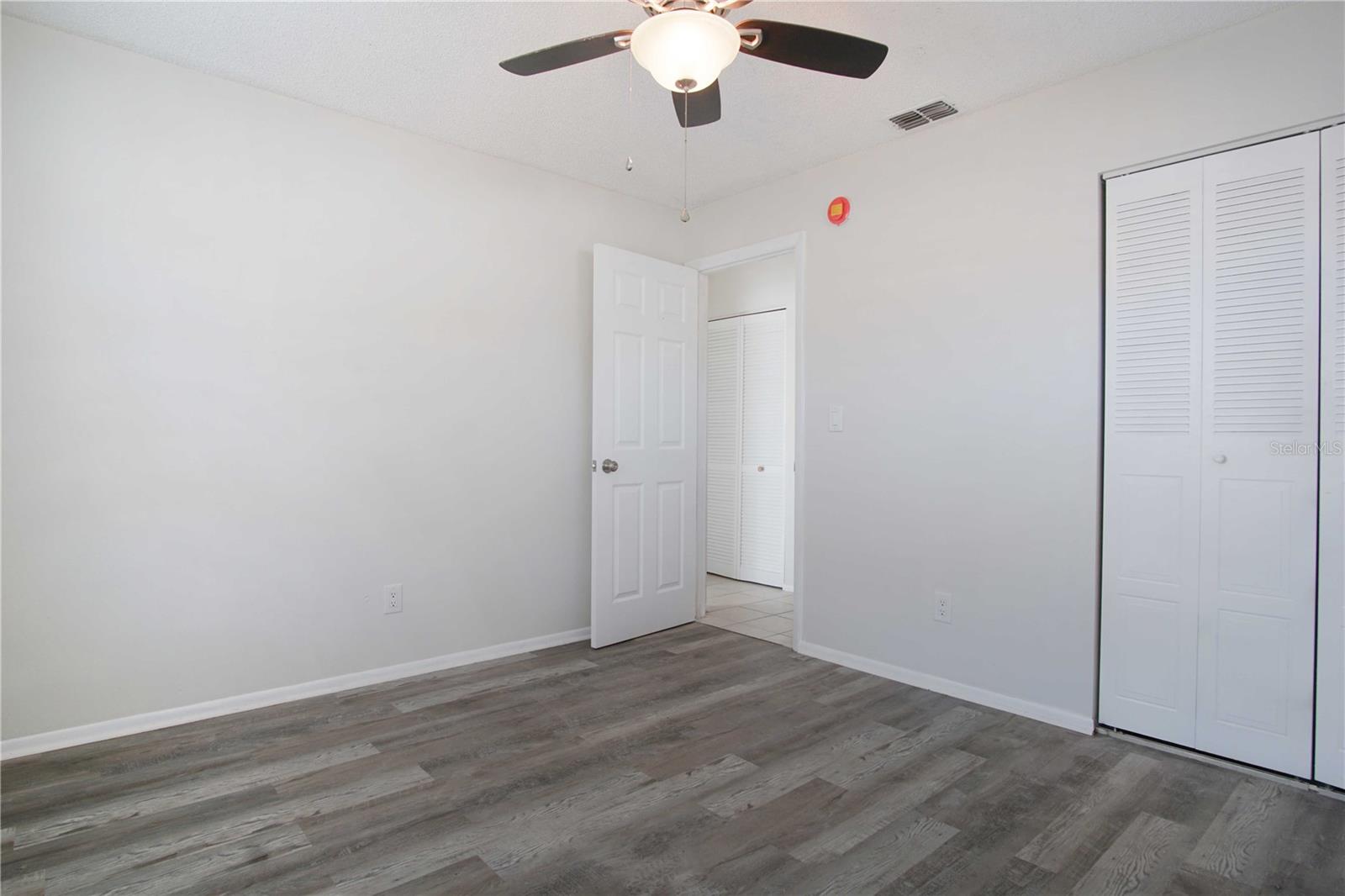 Image 12 of 16 For 2287 Nw Avenue