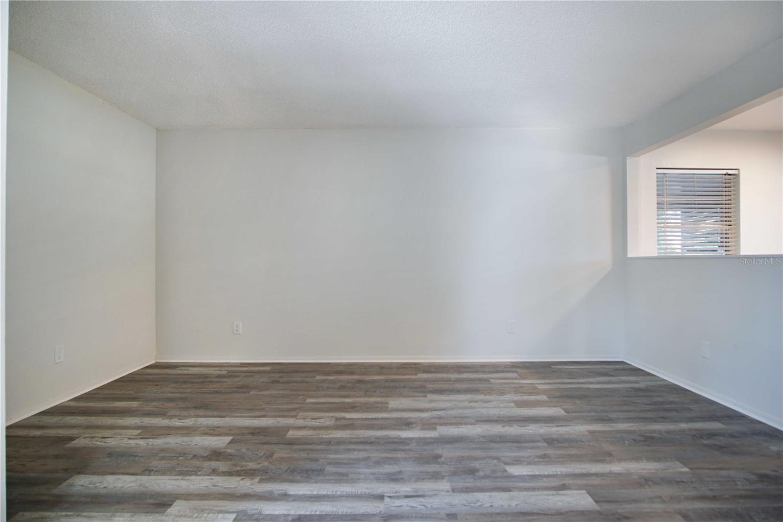 Image 7 of 16 For 2287 Nw Avenue