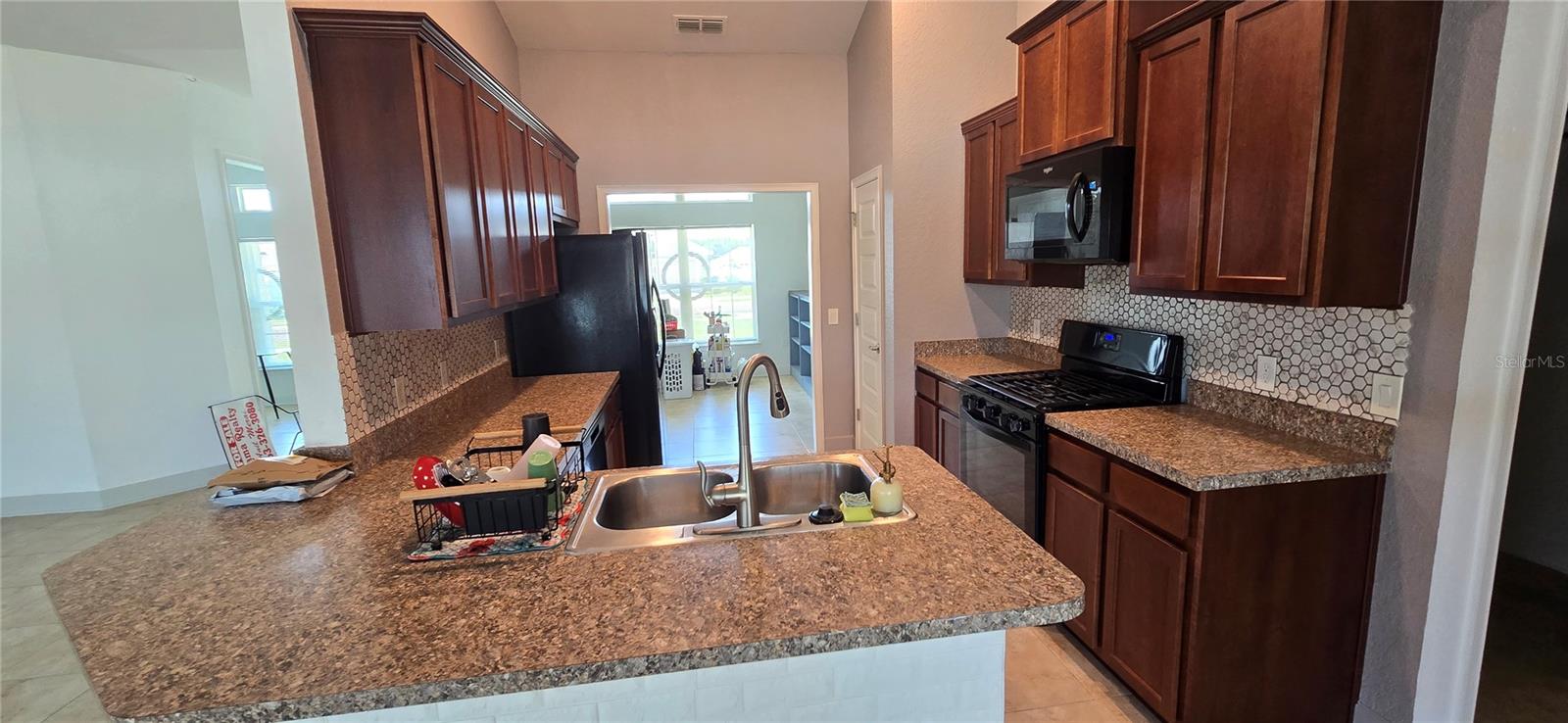 Image 12 of 31 For 1400 Eagle Crest Blvd