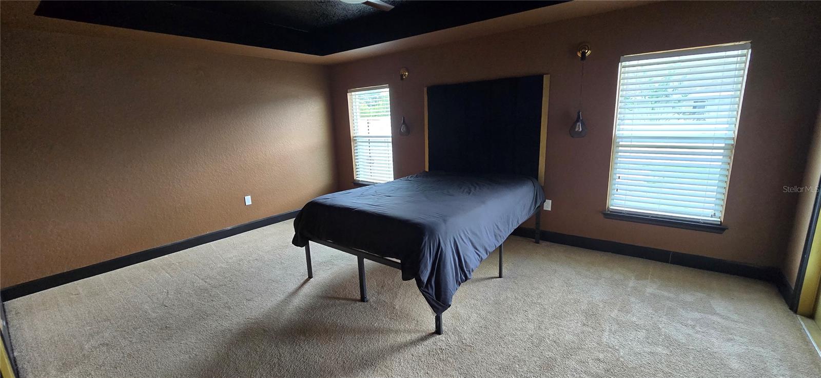 Image 14 of 31 For 1400 Eagle Crest Blvd