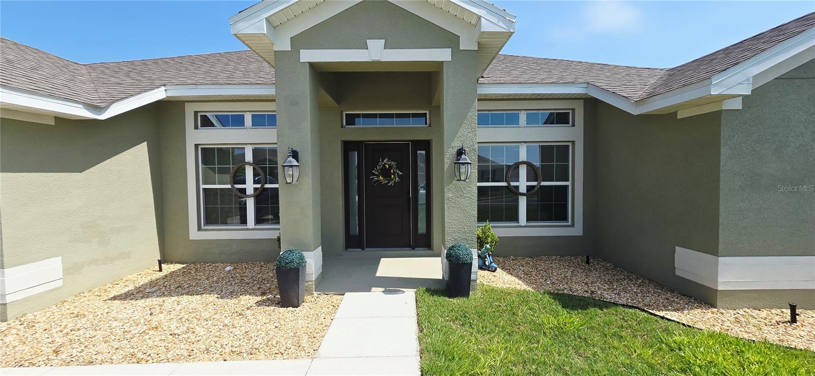 Image 2 of 31 For 1400 Eagle Crest Blvd