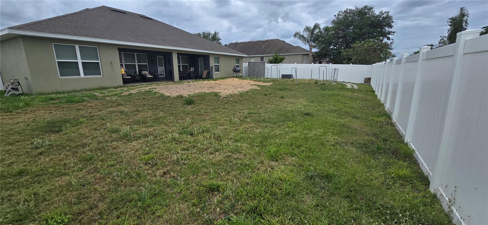 Image 30 of 31 For 1400 Eagle Crest Blvd