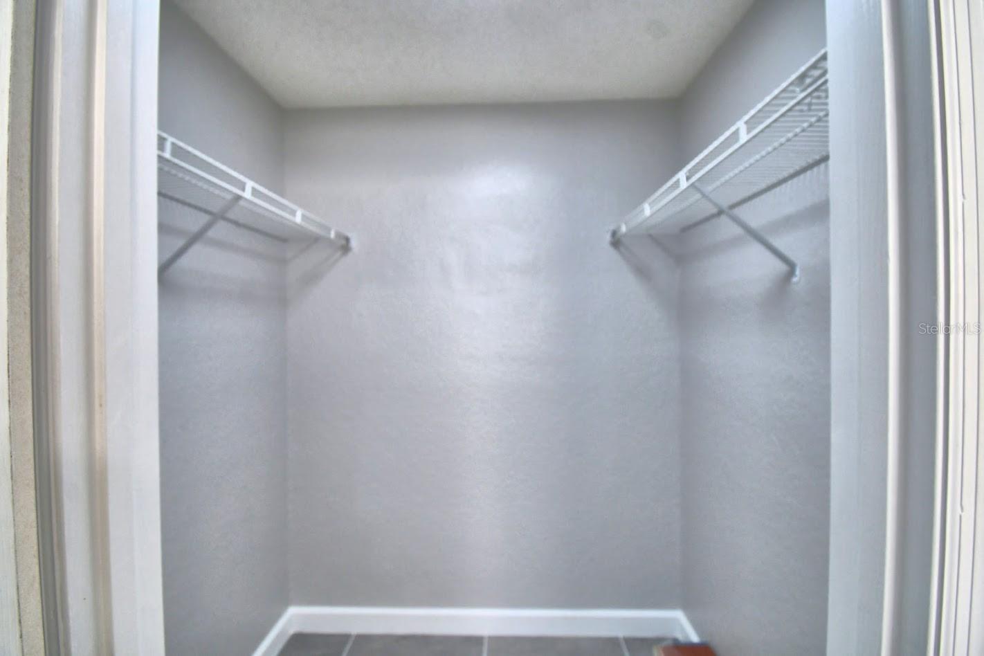 Image 18 of 32 For 511 Heather Glen Drive