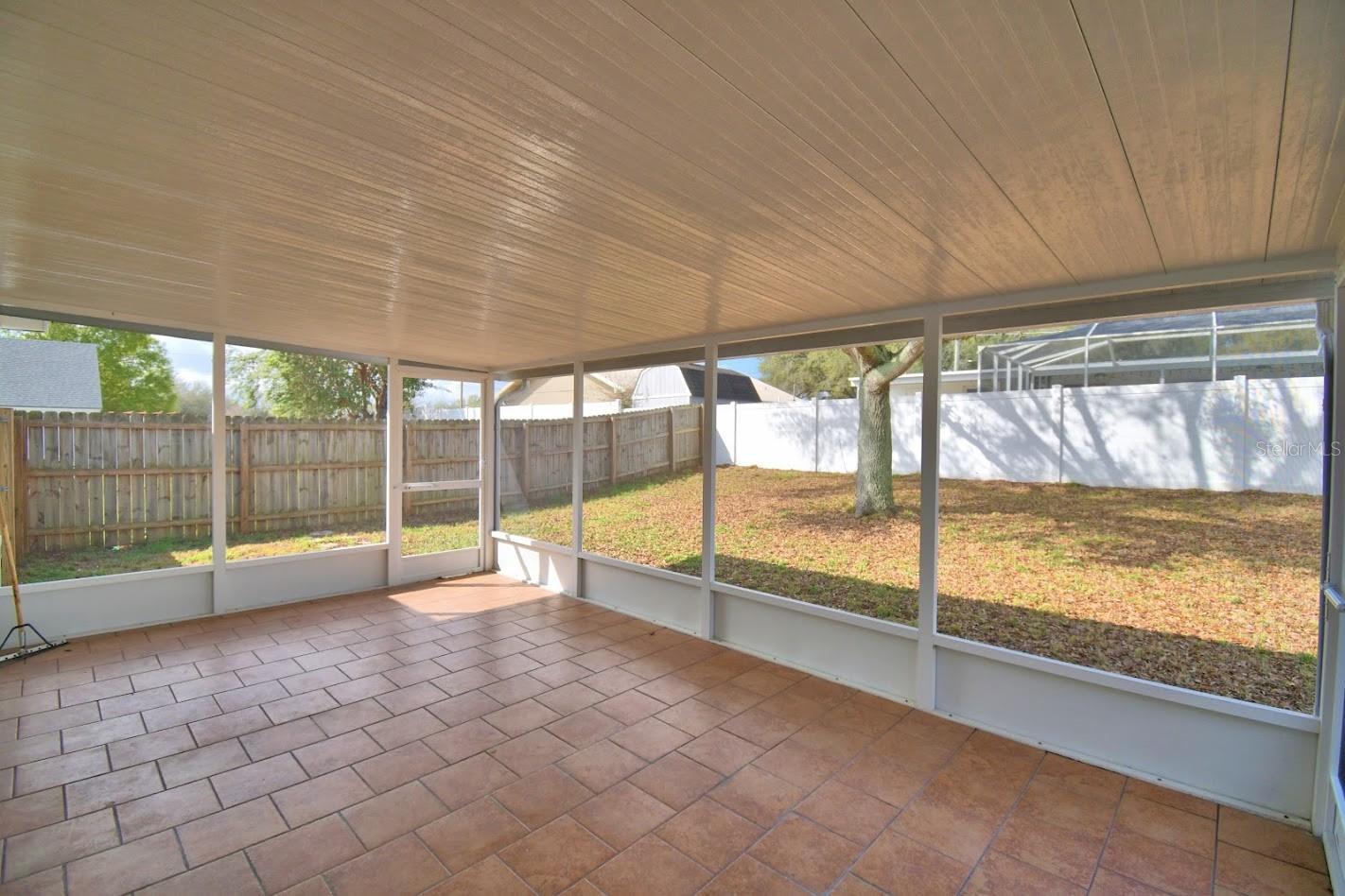 Image 25 of 32 For 511 Heather Glen Drive