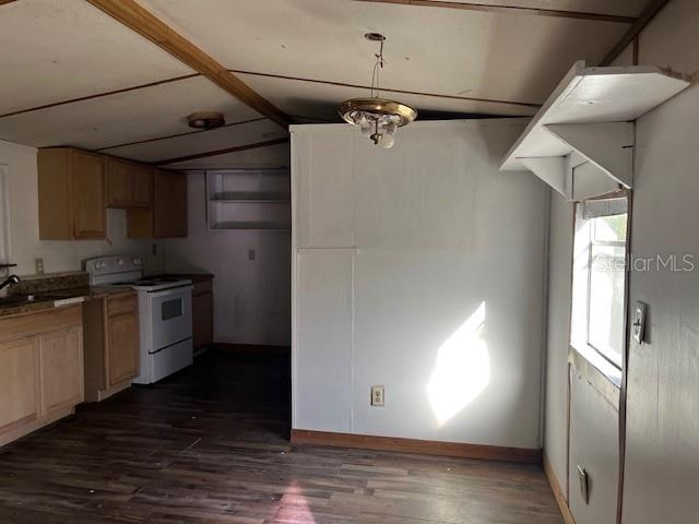 Image 17 of 21 For 3742 & 3736 Valley Farm Road