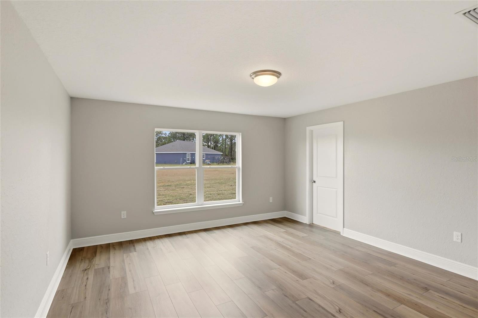 Image 11 of 44 For 6823 Dickinson Drive