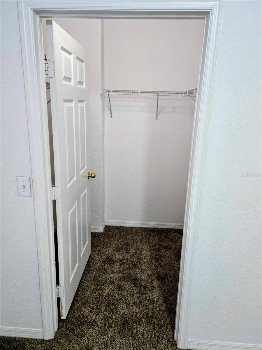 Image 18 of 24 For 3561 Conroy Road 212