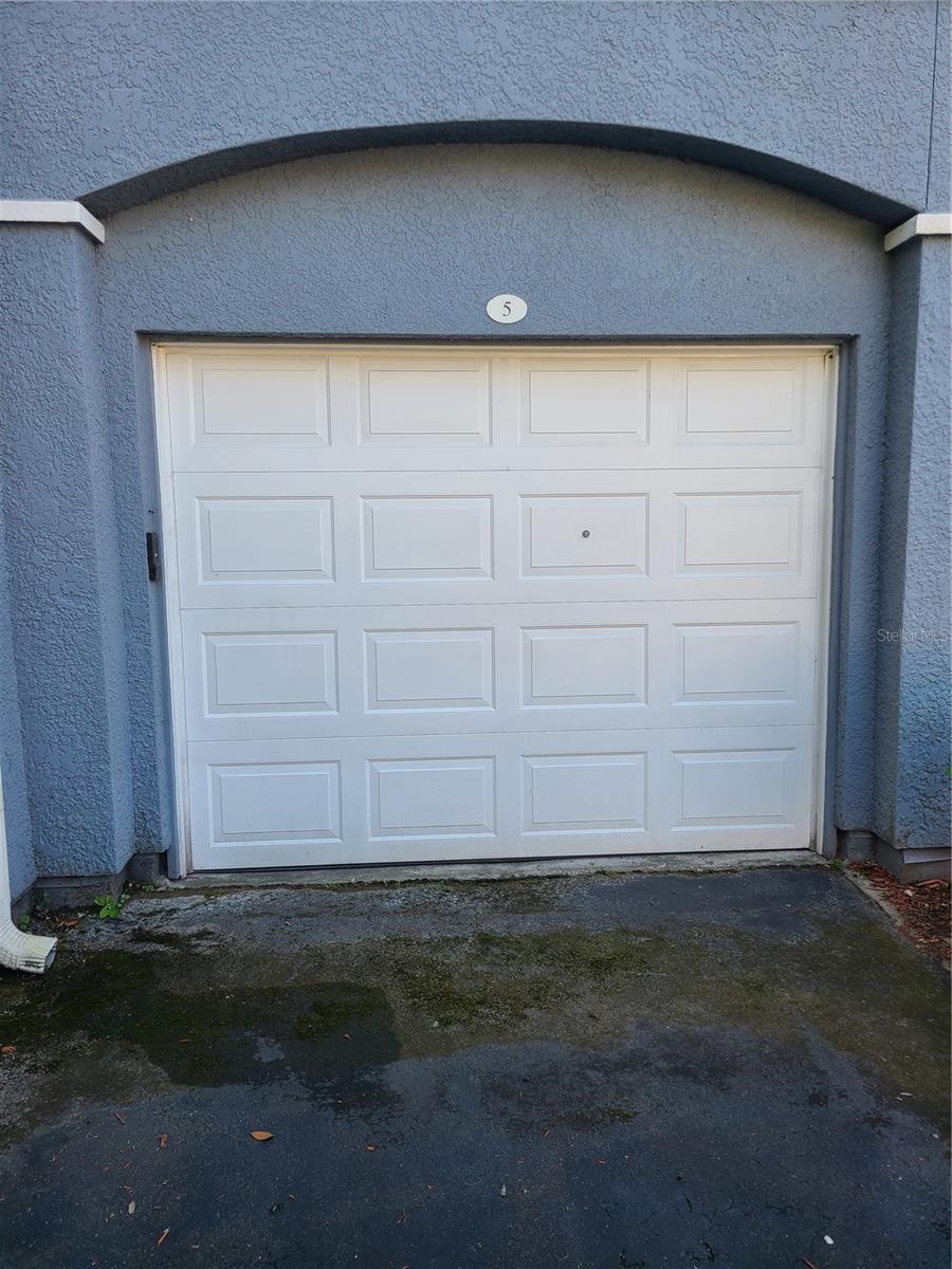 Image 22 of 24 For 3561 Conroy Road 212