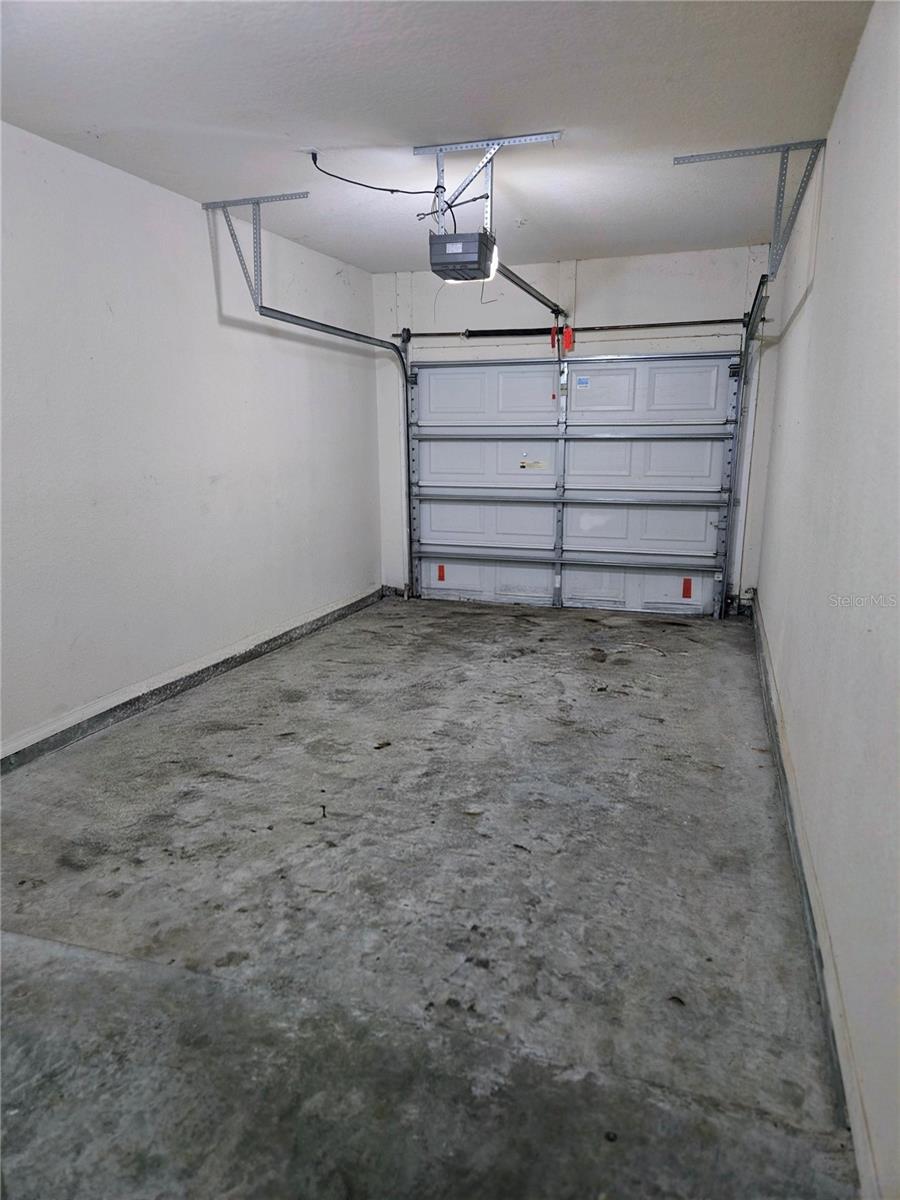 Image 23 of 24 For 3561 Conroy Road 212