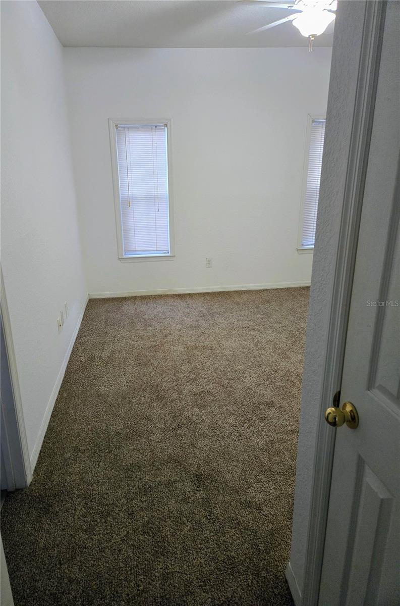 Image 9 of 24 For 3561 Conroy Road 212