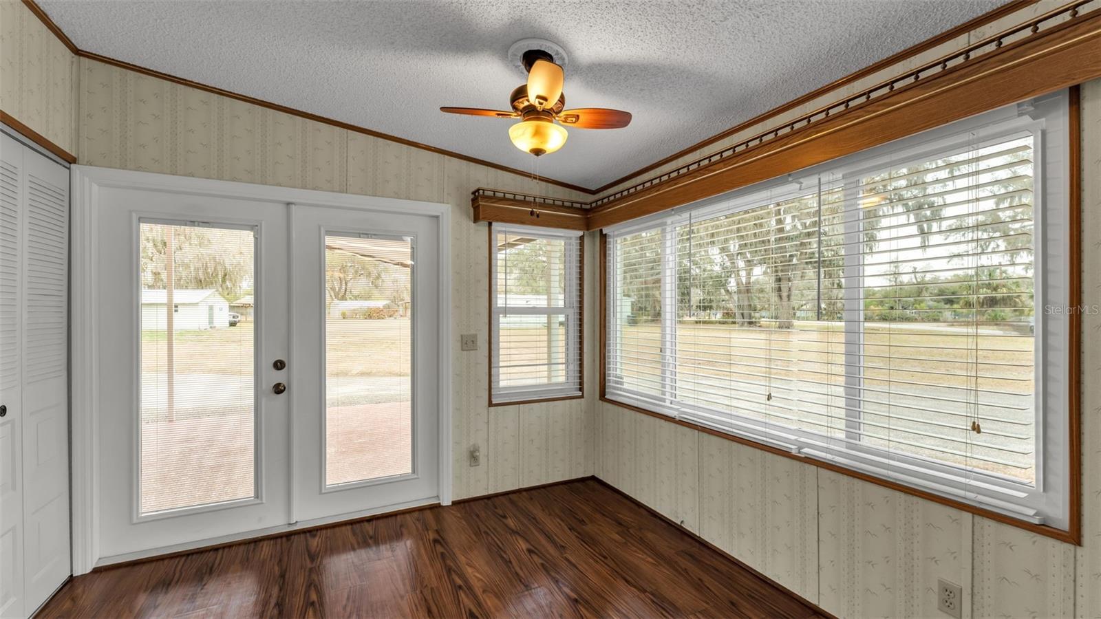 Image 15 of 62 For 6129 Forest Lane