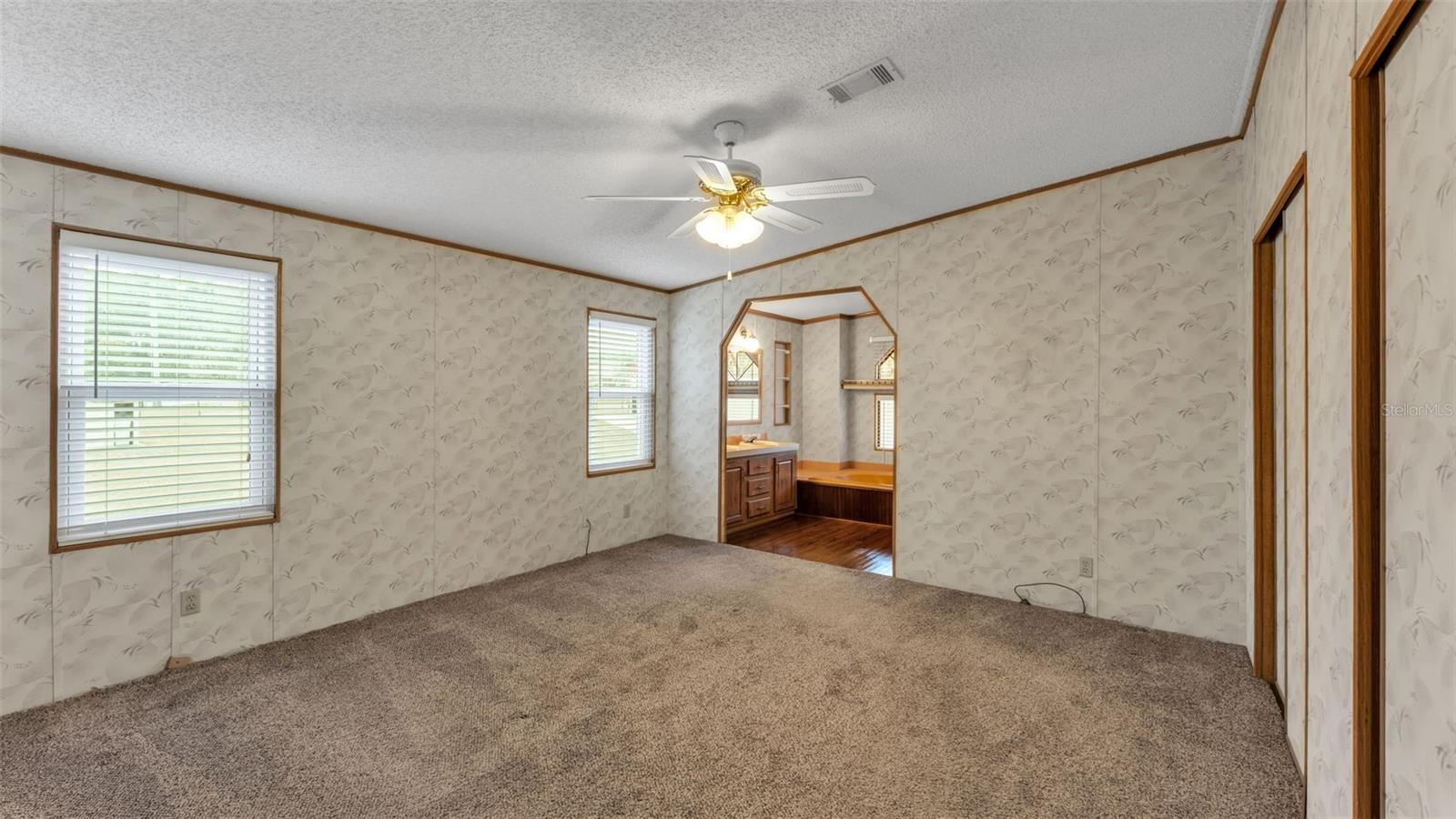 Image 27 of 62 For 6129 Forest Lane