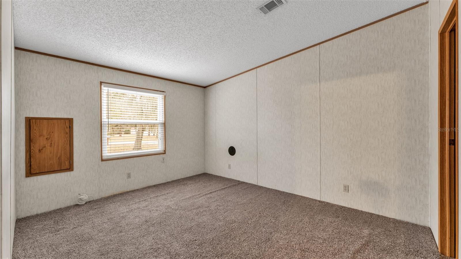 Image 38 of 62 For 6129 Forest Lane