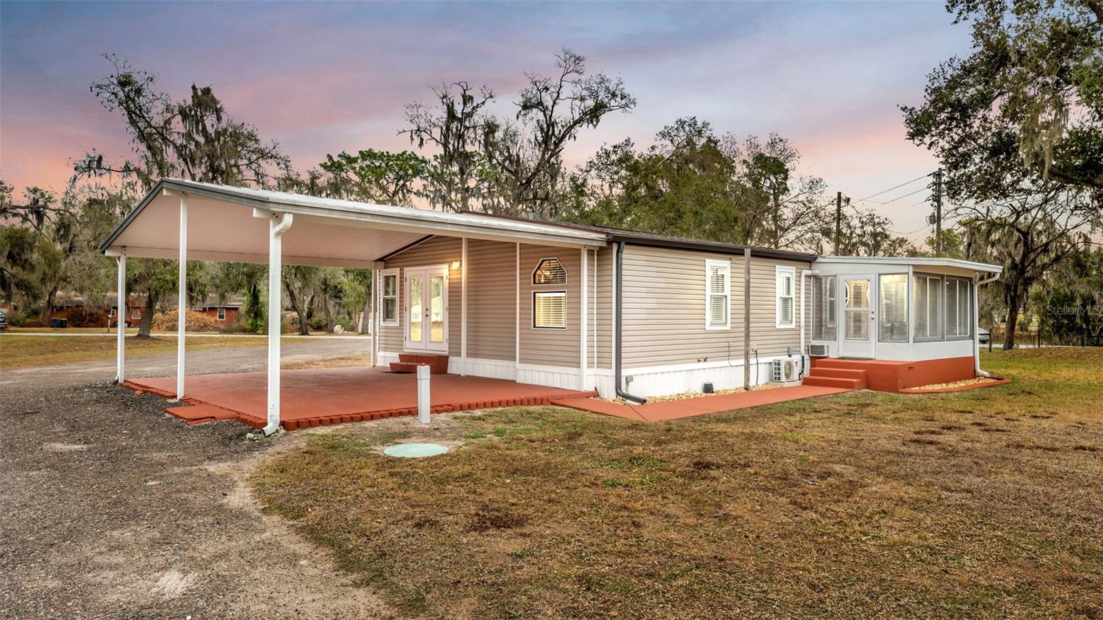 Image 4 of 62 For 6129 Forest Lane