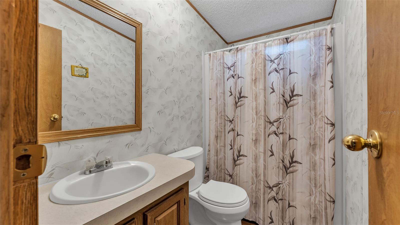 Image 42 of 62 For 6129 Forest Lane