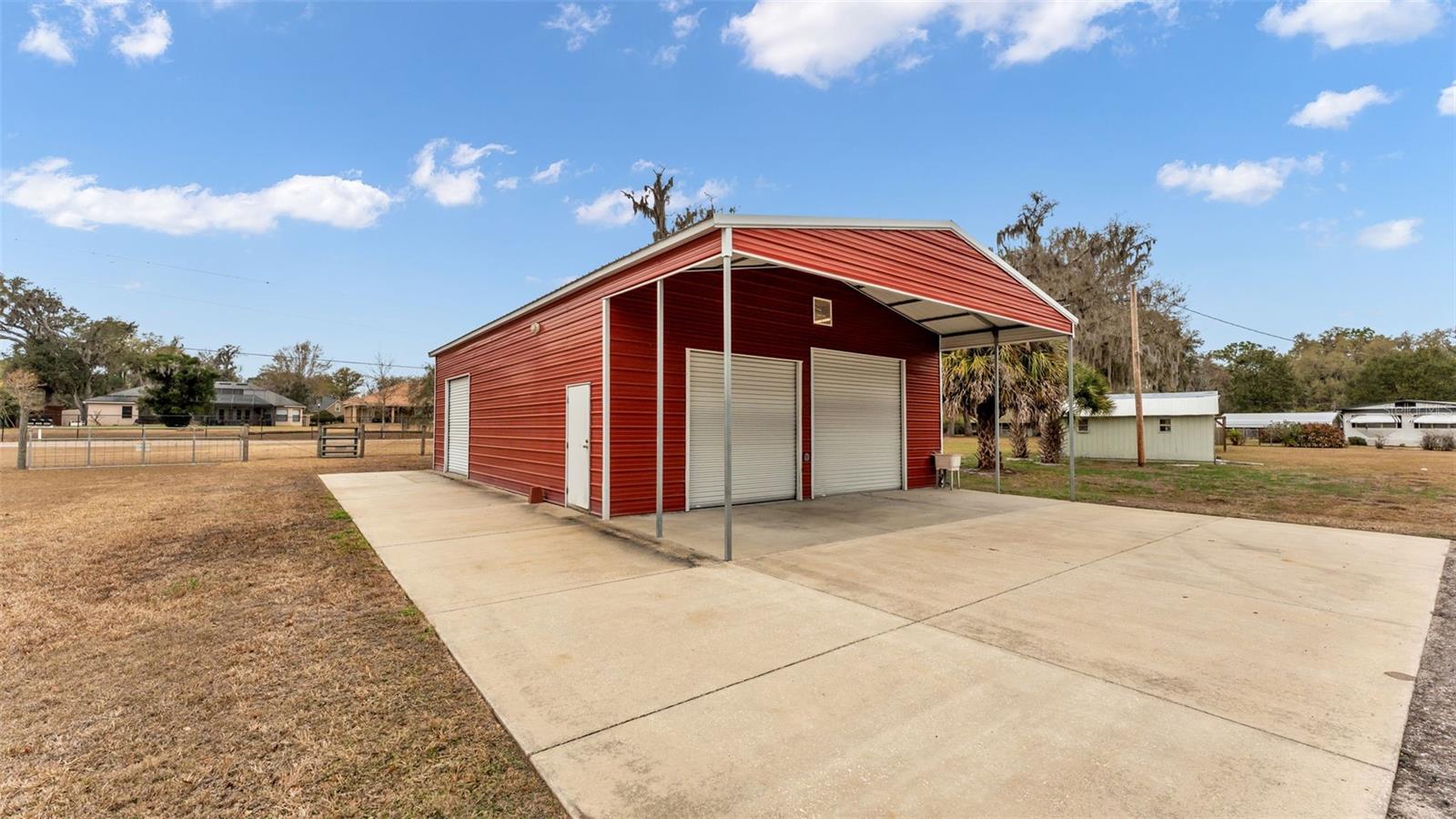 Image 47 of 62 For 6129 Forest Lane