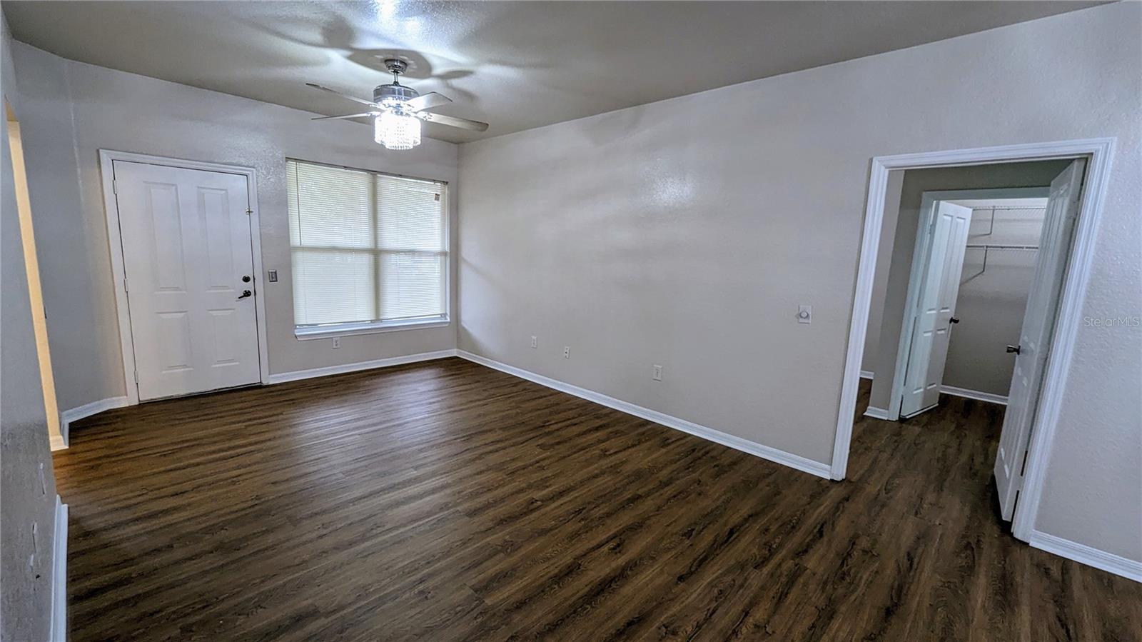 Image 5 of 20 For 4009 Hemingway Circle