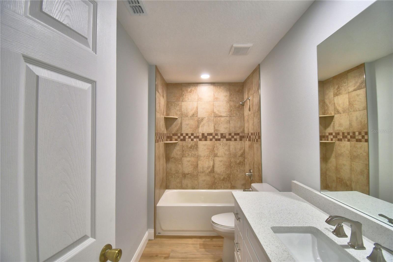 Image 36 of 46 For 1040 Stanford Street