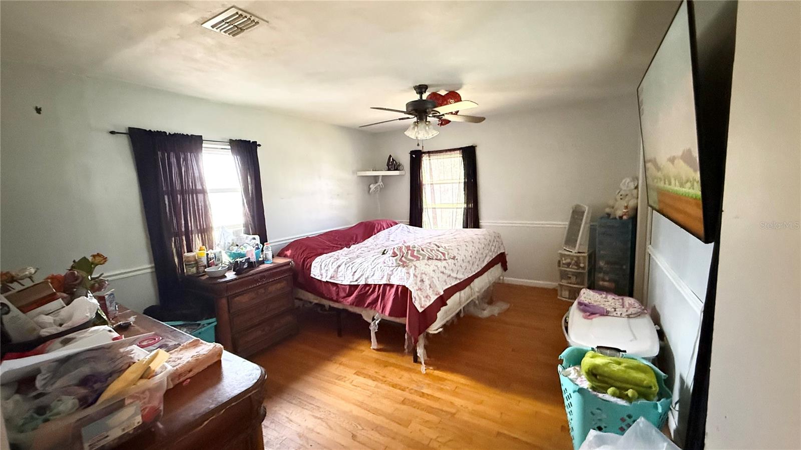 Image 11 of 35 For 531 Arneson Avenue